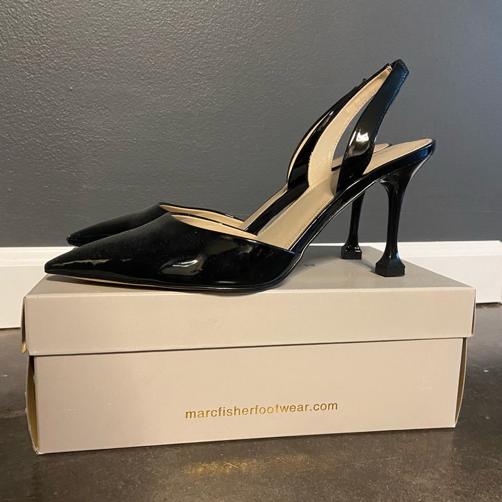 Marc Fisher Black sling back heels